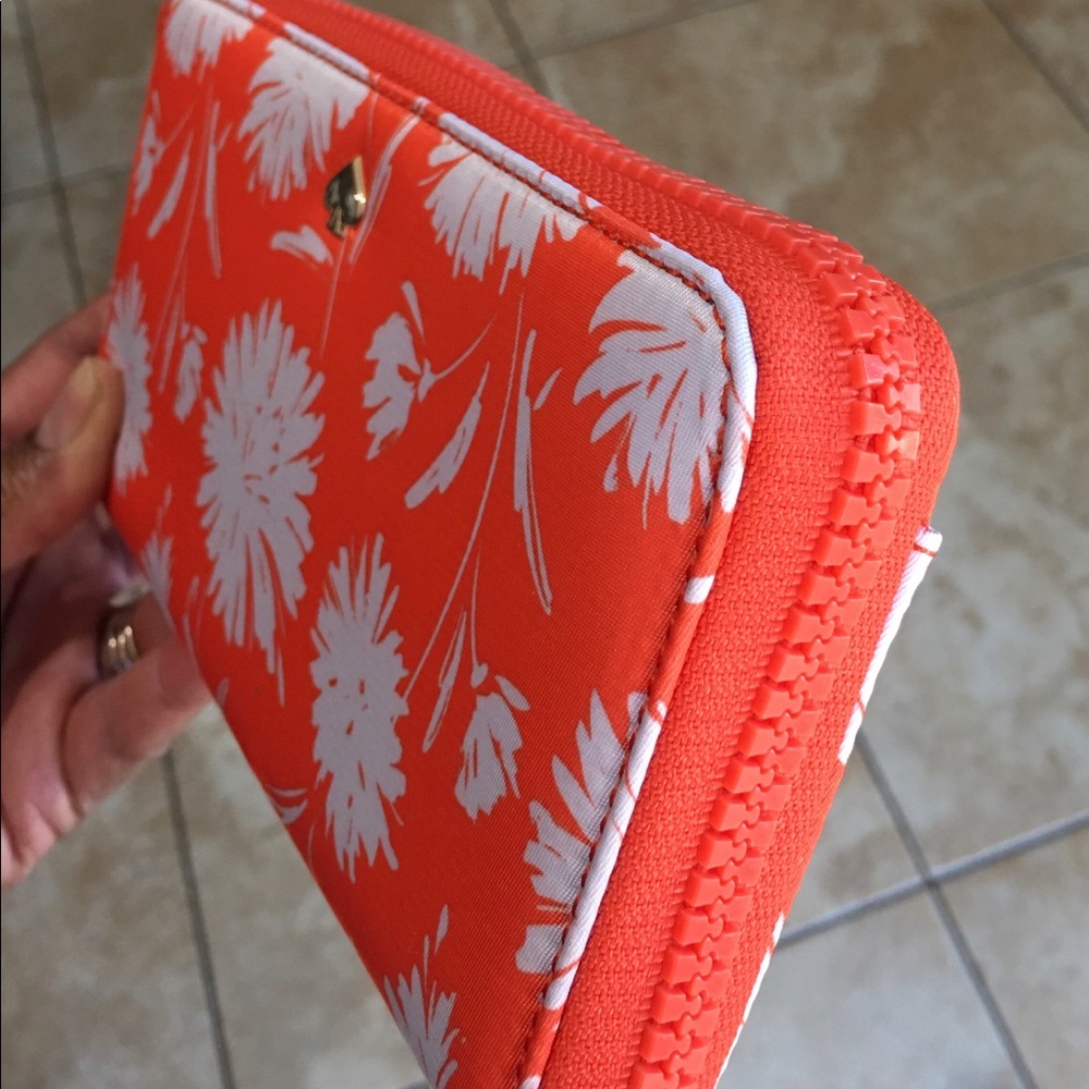 Large continental wild flower wallet - Picture 7 of 7
